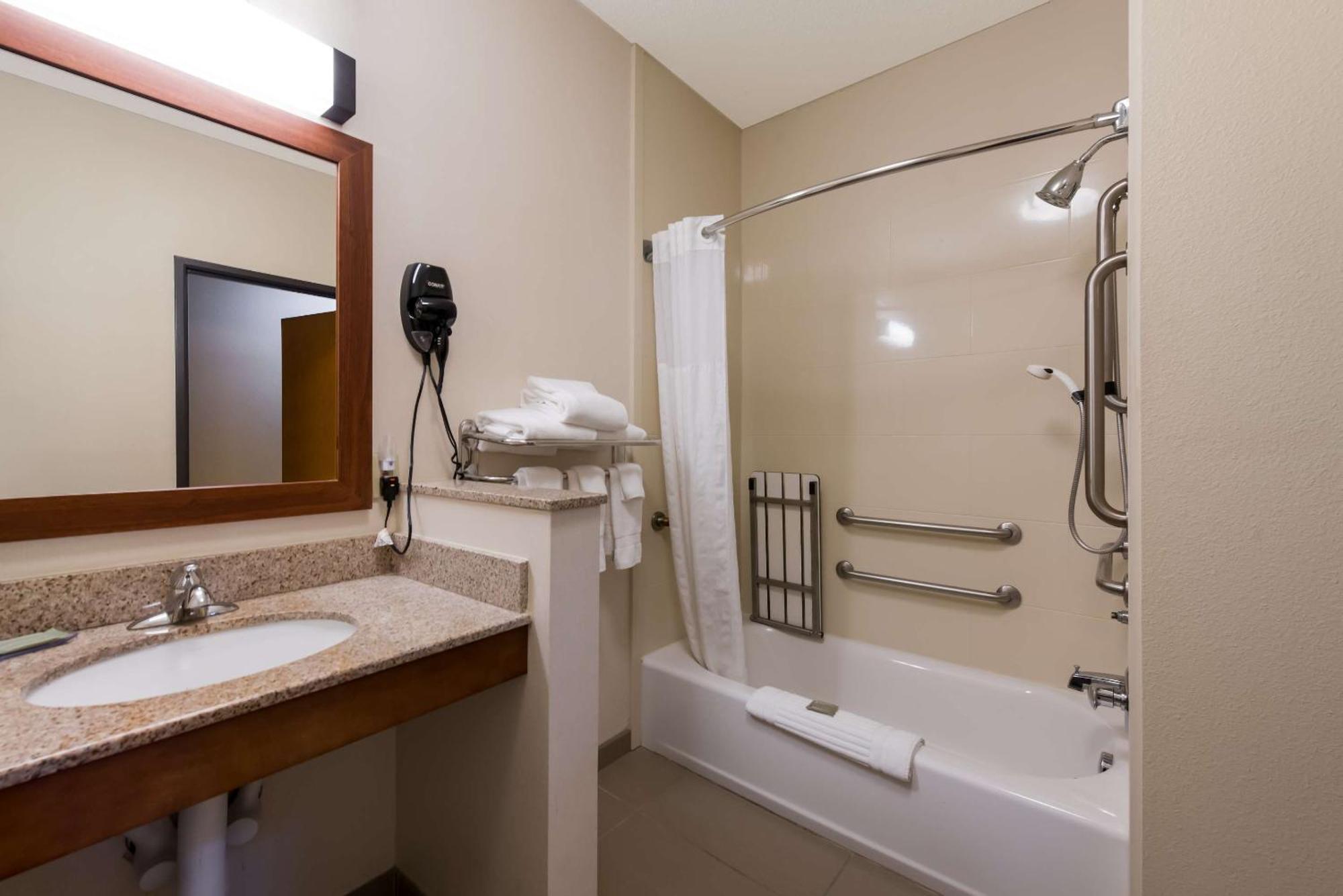 Comfort Inn East Wichita Exteriér fotografie